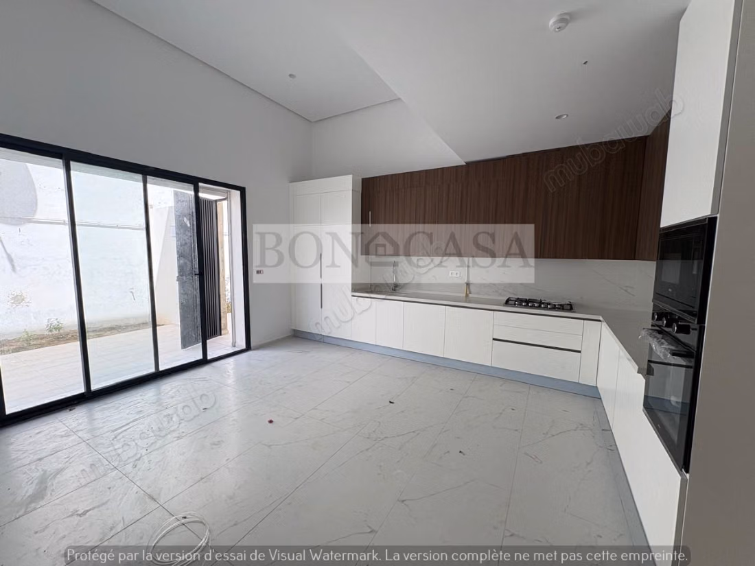 Villa S4 neuve à louer à Gammarth