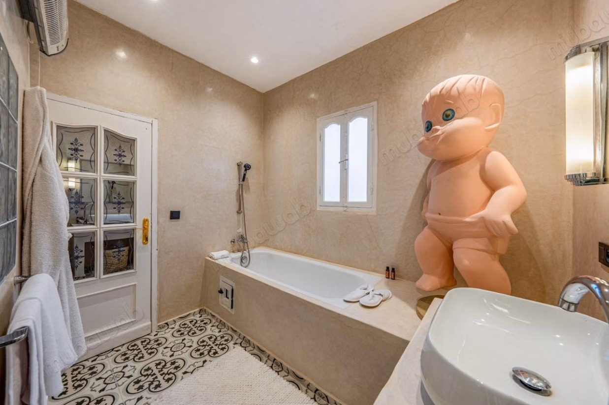 For sale exceptional douria