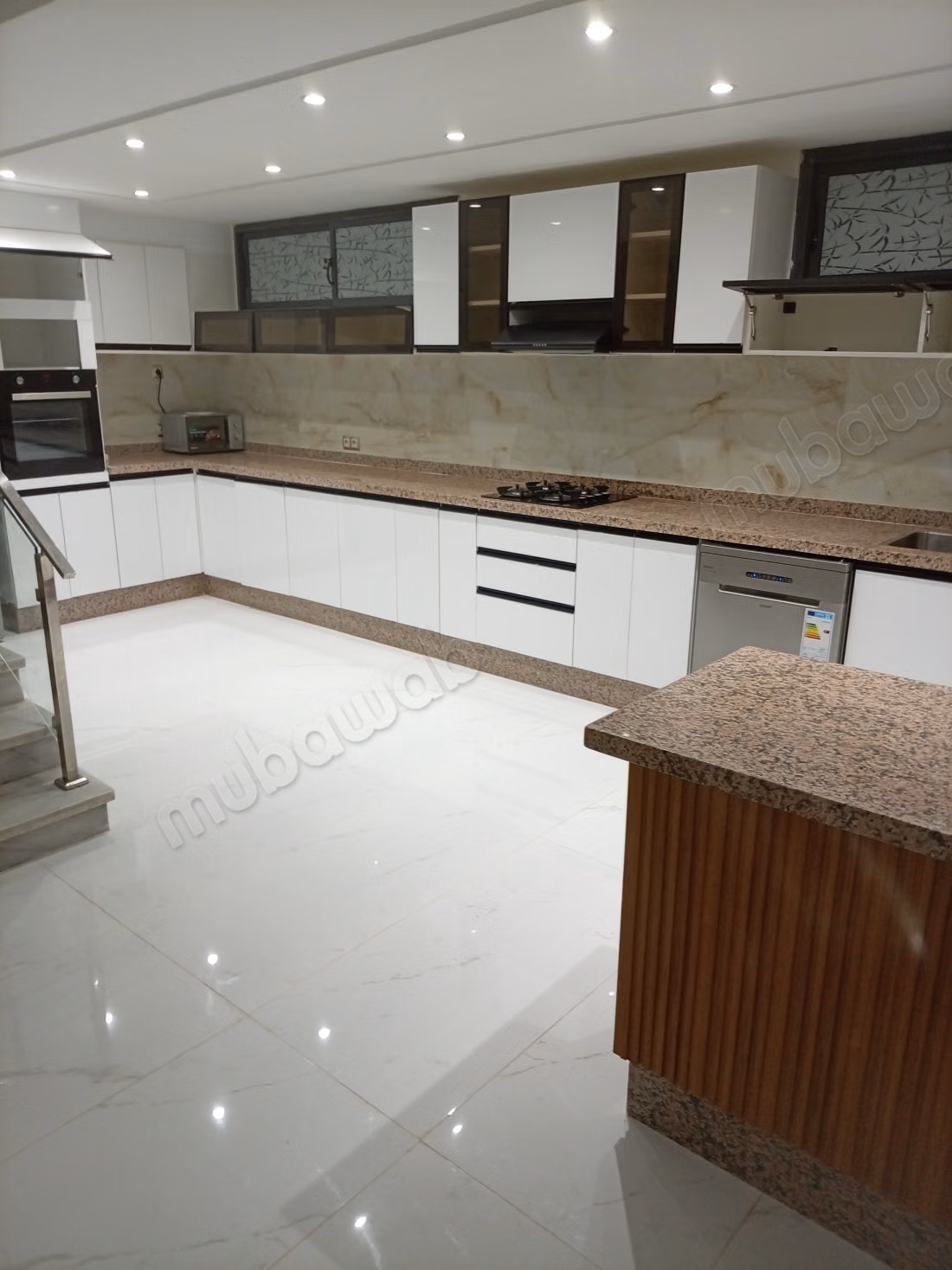 Magnificent villa for rent in Harhoura. 10 comfortable rooms