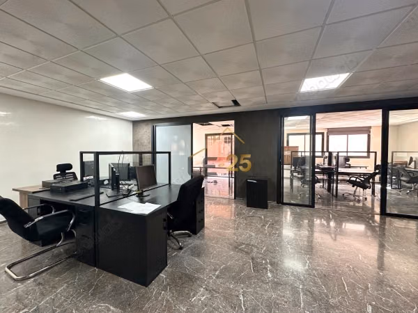 Plateau Bureau Aménagé à Vendre – Majorelle