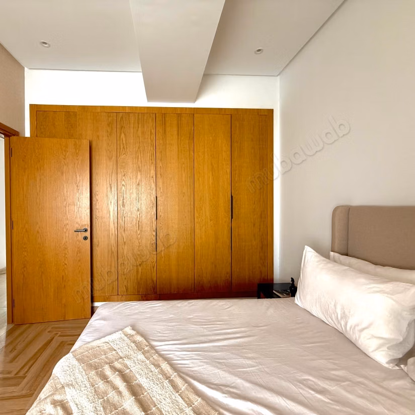 Appartement en vente à Chotrana 1. Superficie 75 m². Double vitrage et chauffage central
