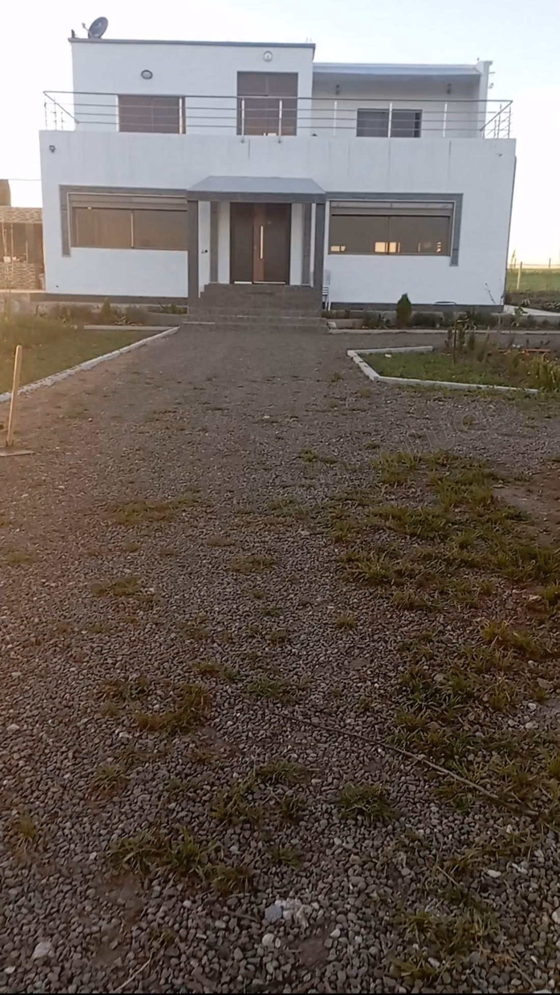 Farm for sale in Oulad Hamdane. Area of 19405 m². Secured residence