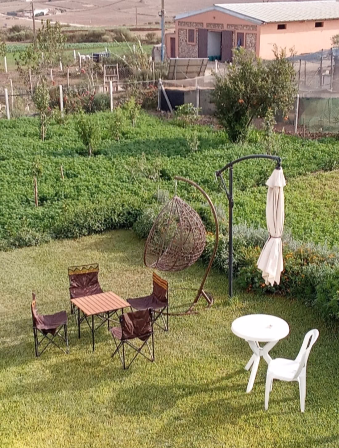 Farm for sale in Oulad Hamdane. Area of 19405 m². Secured residence