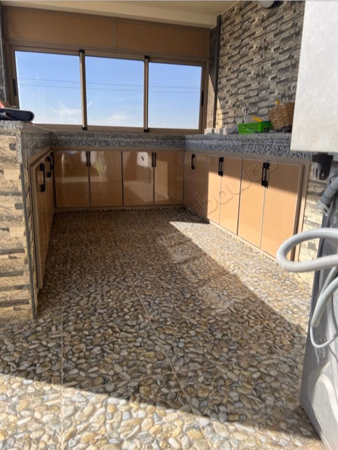 Farm for sale in Oulad Hamdane. Area of 19405 m². Secured residence