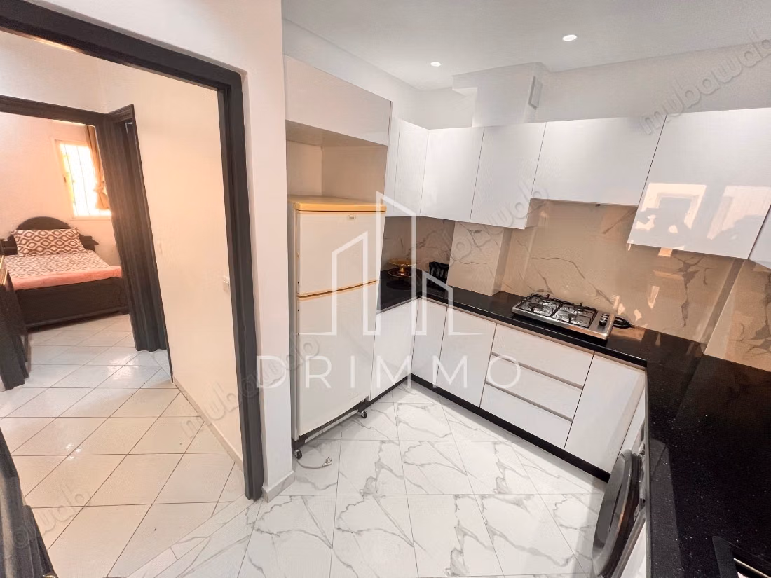 Appartement professionnel 68 m² rénové – Riad Salam