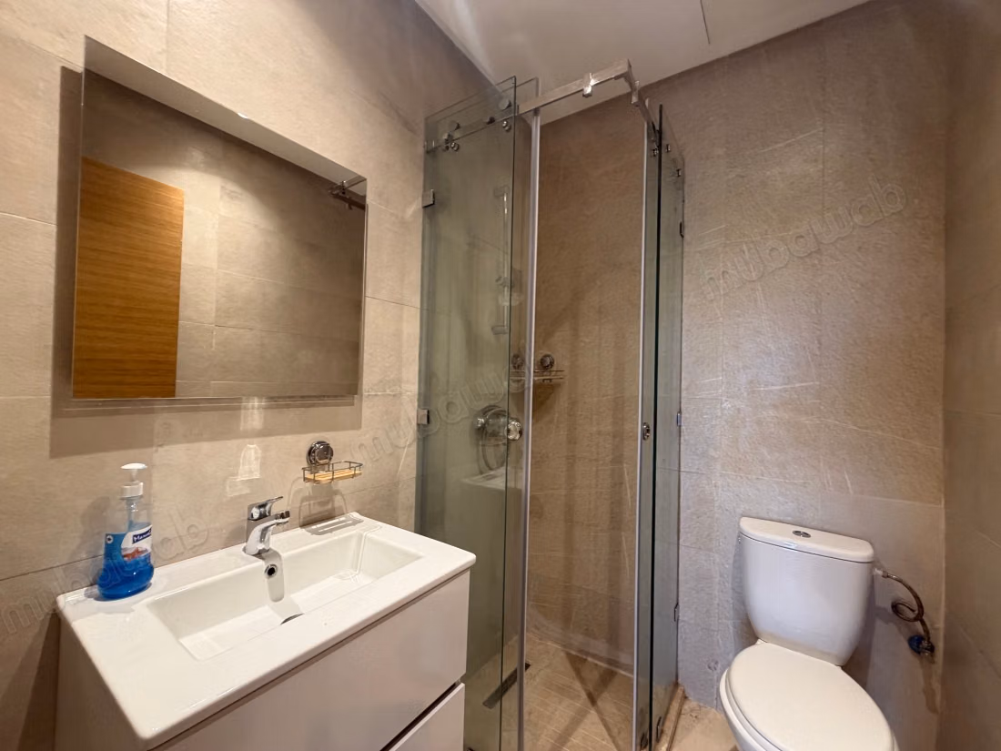 Apartamento en venta en Boulevard Med 6. Superficie total 90 m². Vestidor