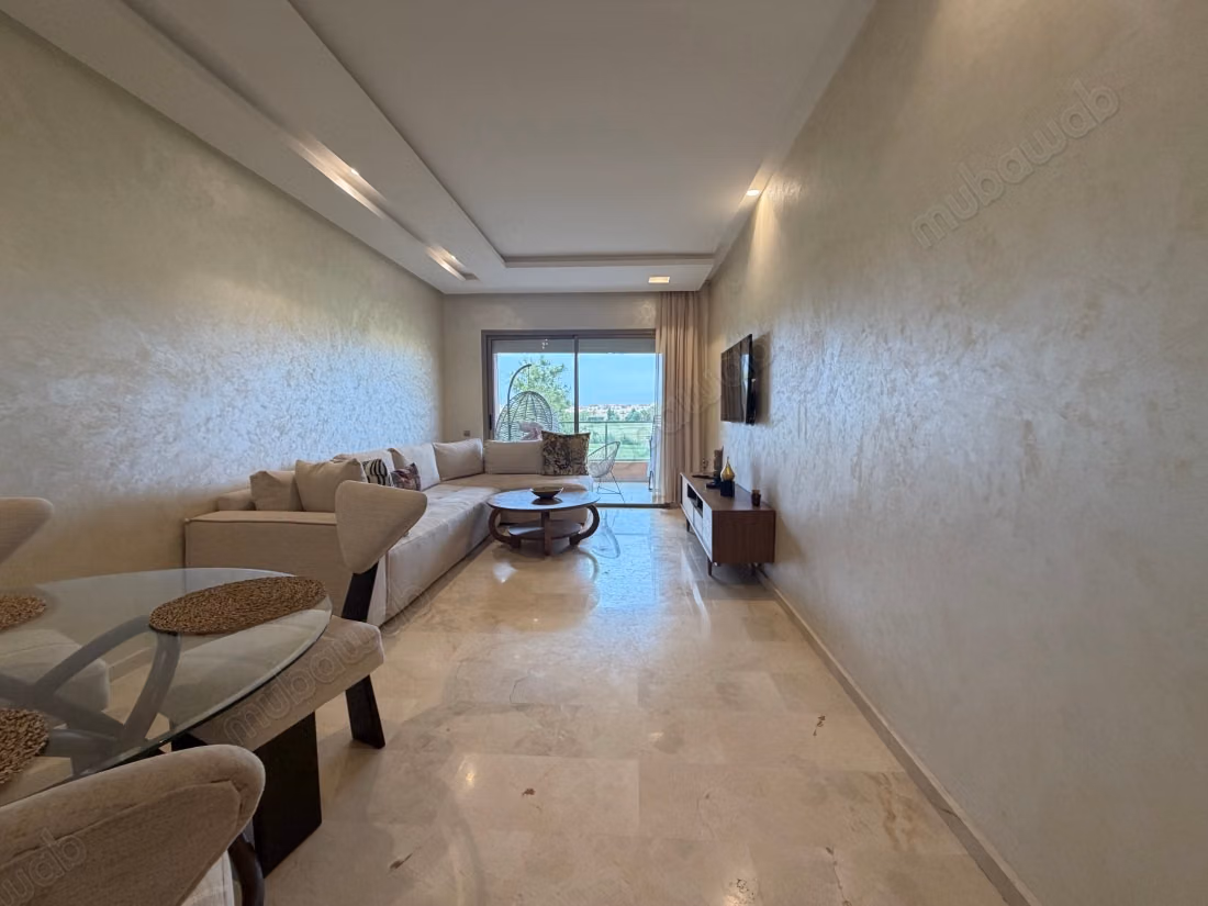 Apartamento en venta en Boulevard Med 6. Superficie total 90 m². Vestidor