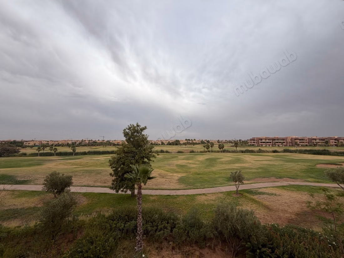 Apartamento en venta en Boulevard Med 6. Superficie total 90 m². Vestidor