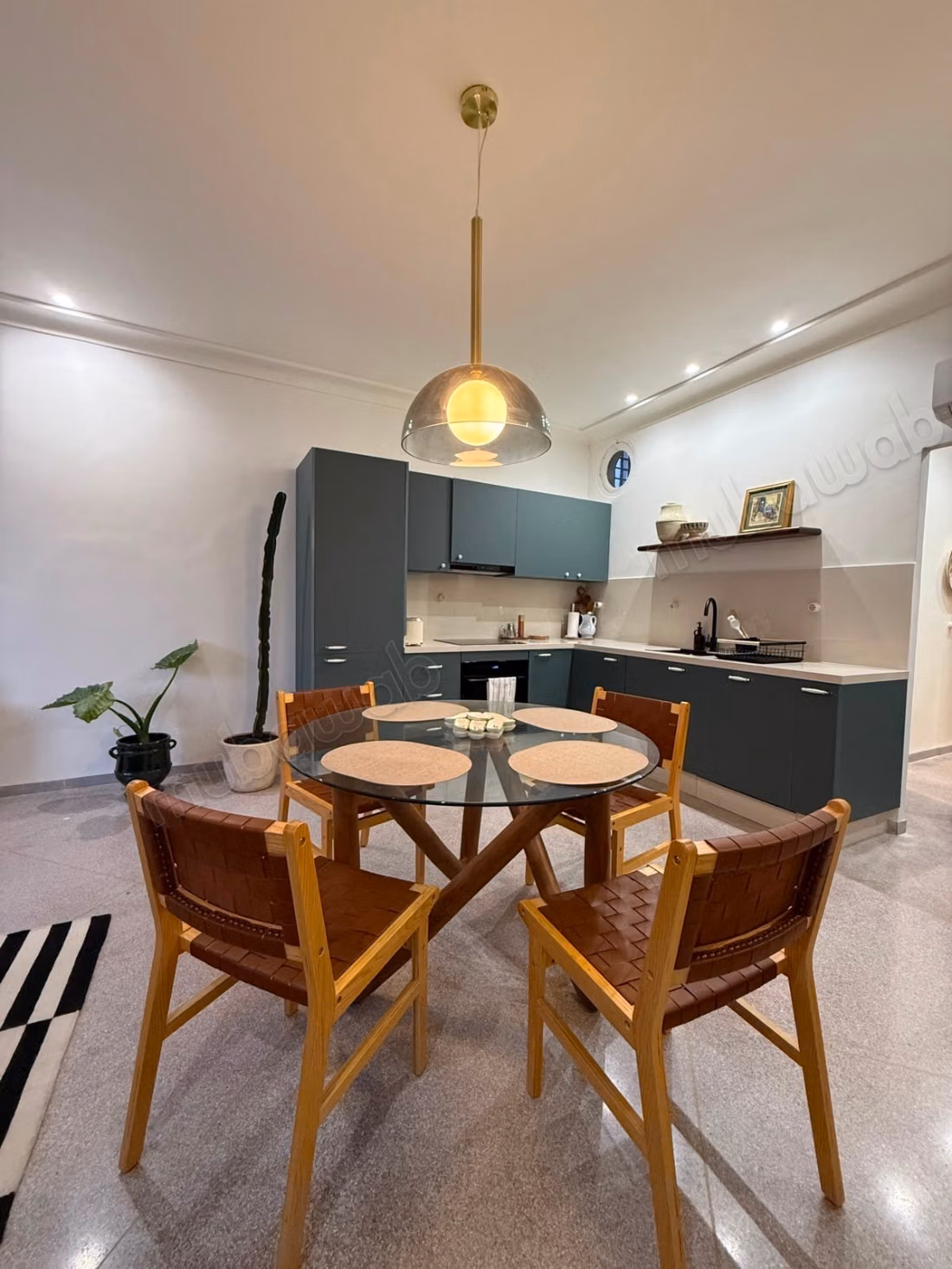 Apartamento en alquiler en la Médina. 3 habitaciones. Amoblado