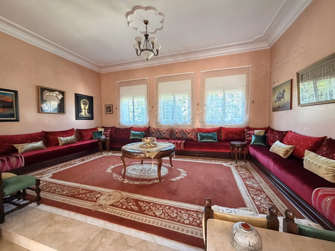 Vente d’une Très belle villa situé à Souissi Rabat