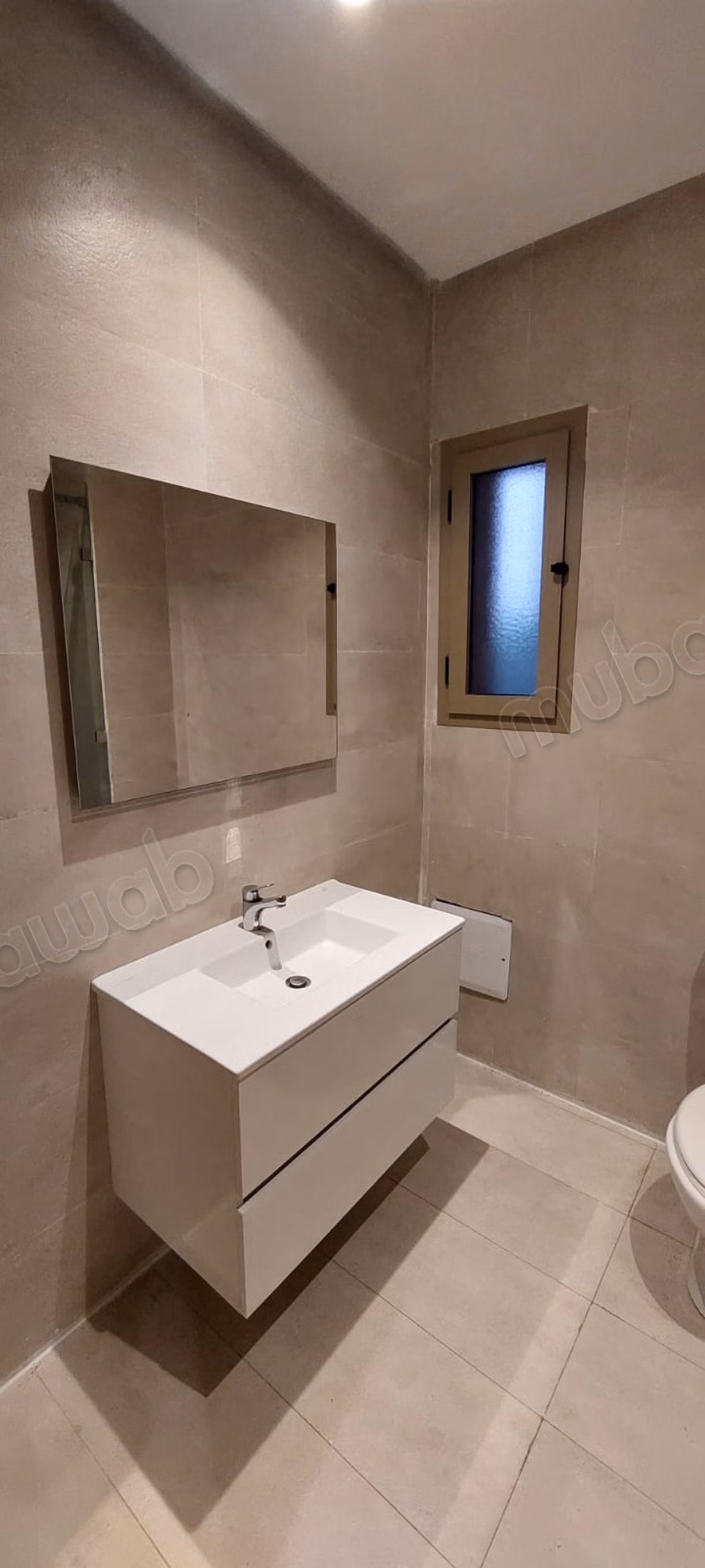 Louez cet appartement vide à prestigia Agdal 
Rez de jardin. 3 chambres confortables
