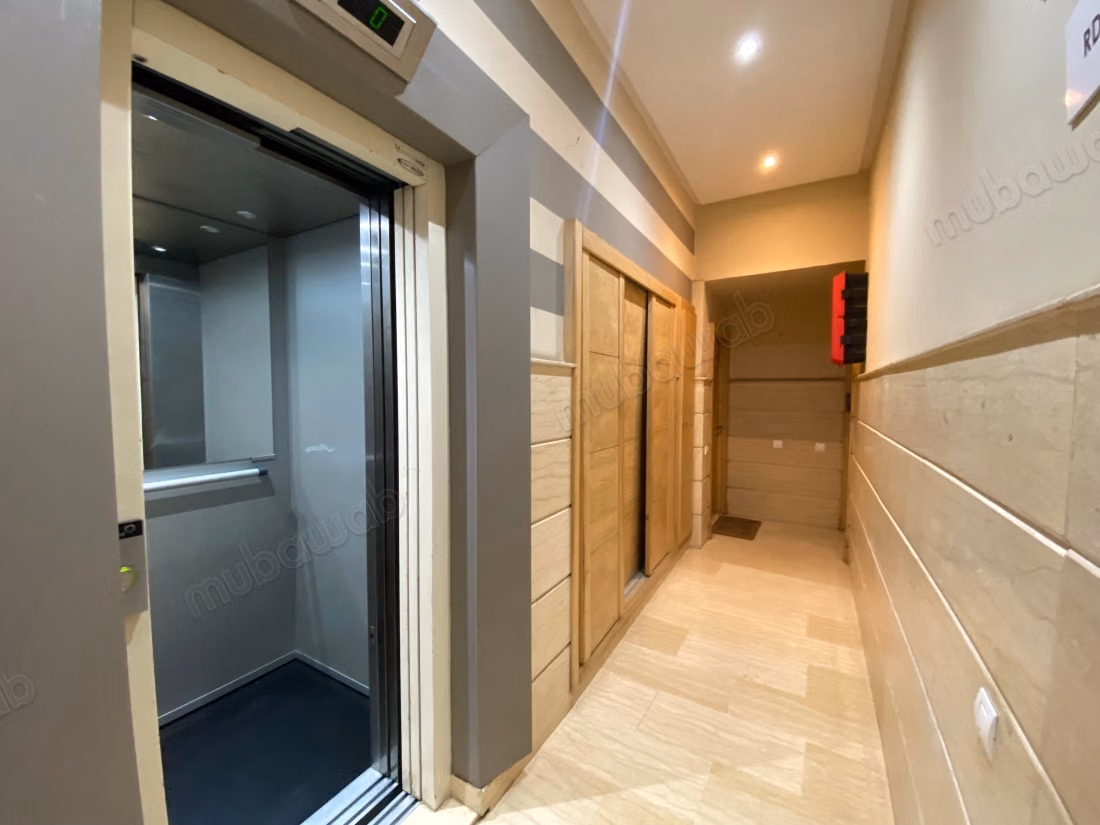 Vente d'un bel appartement à Agdal. 1 belle chambre. Avec ascenseur
