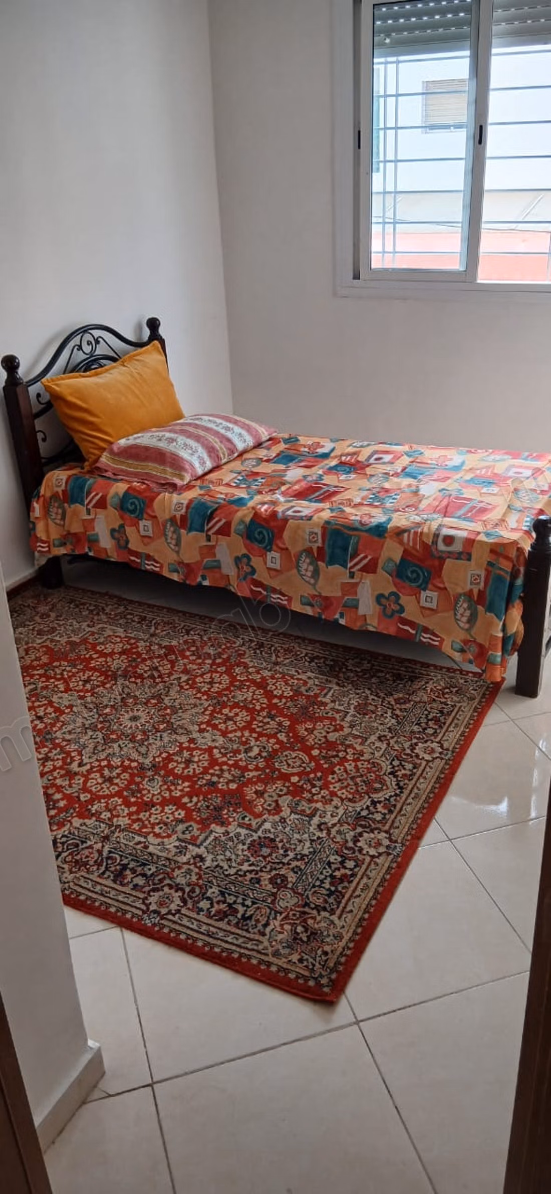 Appartementen te huur in Oulad Wajih. 3 kamers. Satellietschotel, beveiliging en bewaking.