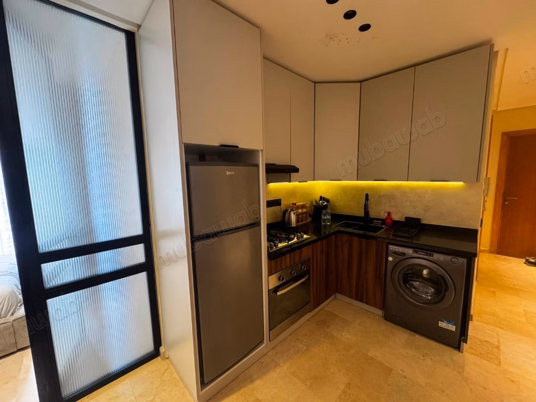 Very nice apartment for rent in Les princesses. 
1 room