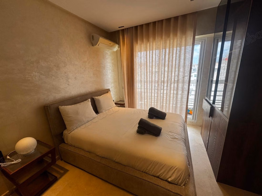 Very nice apartment for rent in Les princesses. 
1 room