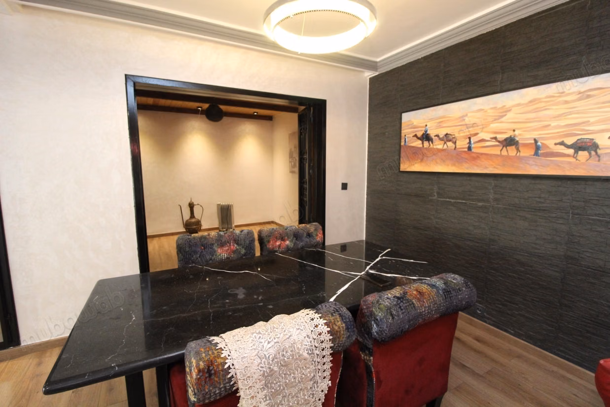 Encuentra tu próxima casa en Charaf. 4 hermosas habitaciones. Gran piscina