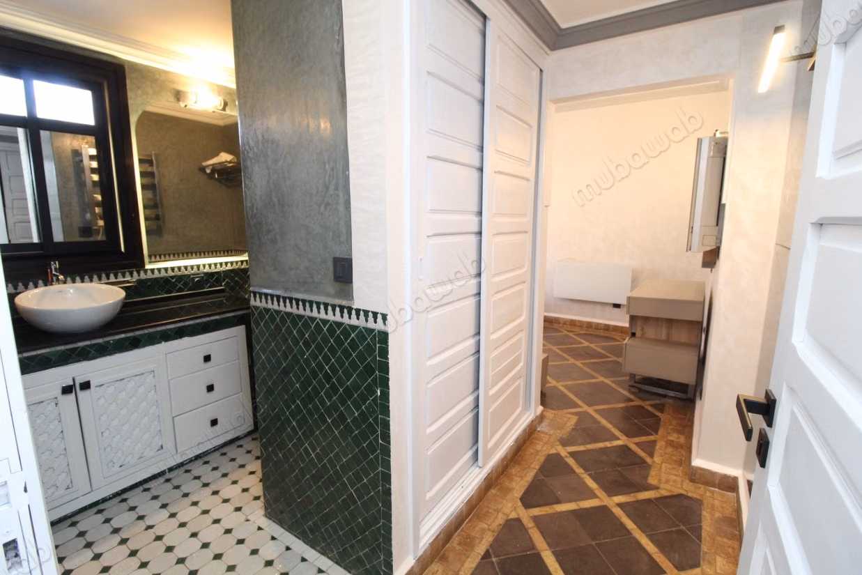Encuentra tu próxima casa en Charaf. 4 hermosas habitaciones. Gran piscina