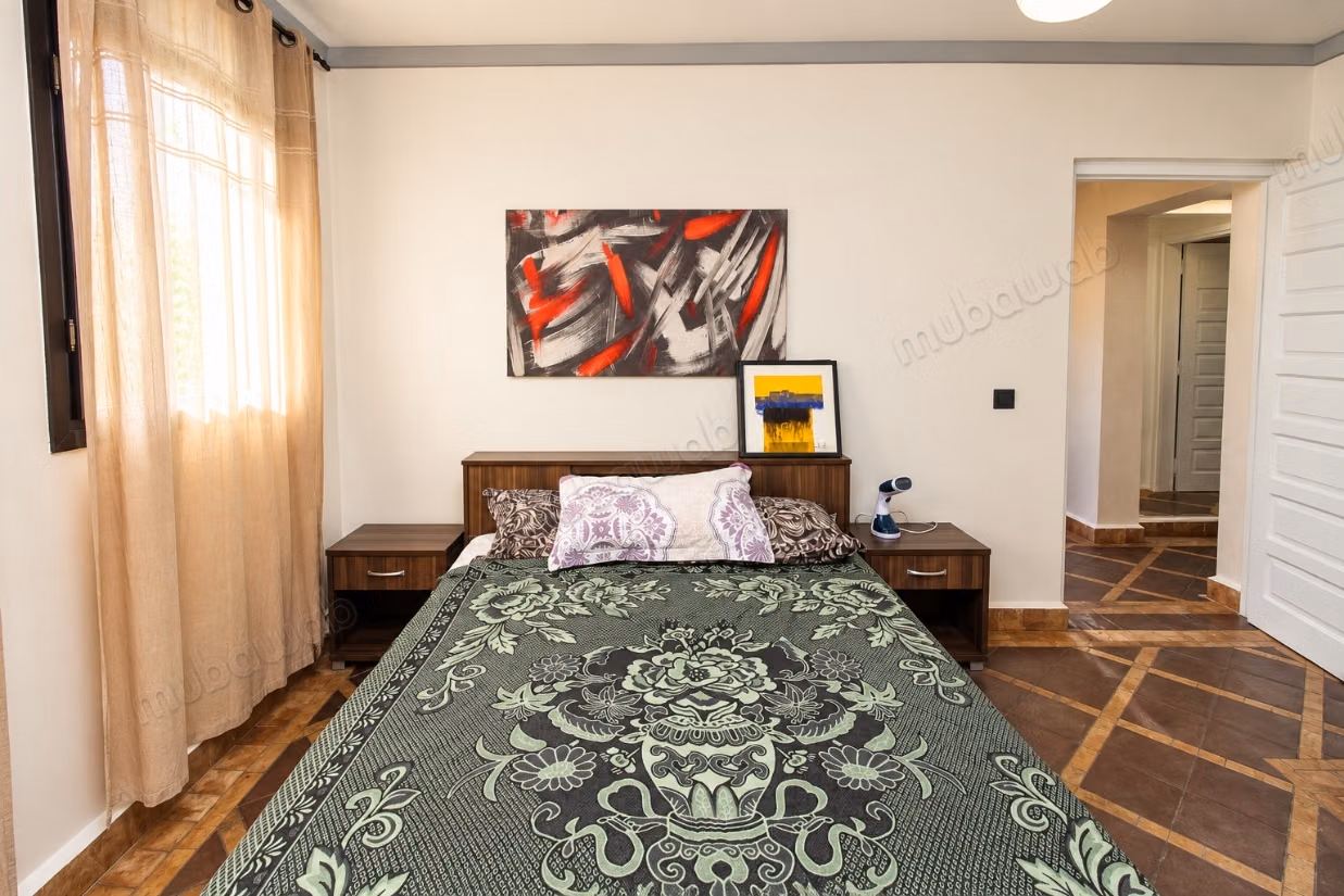 Hermosa casa con piscina climatizada en Charaf