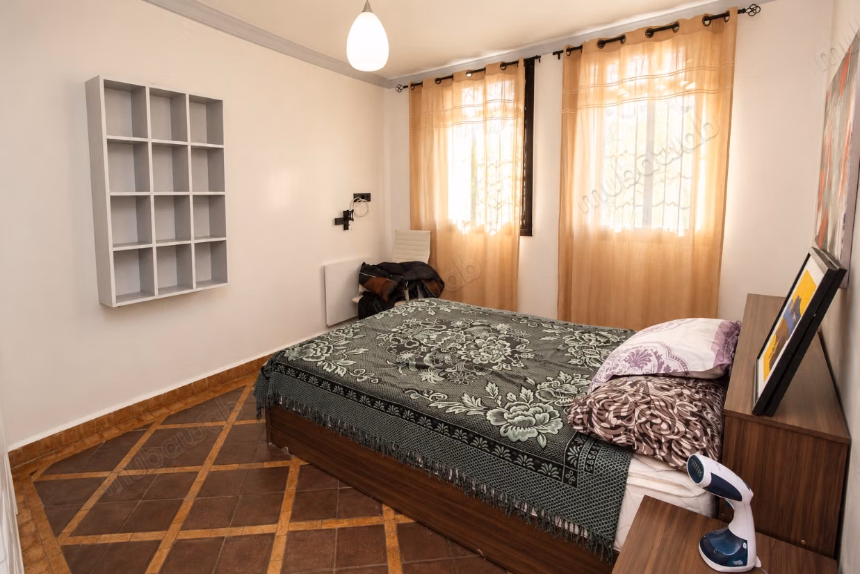 Hermosa casa con piscina climatizada en Charaf