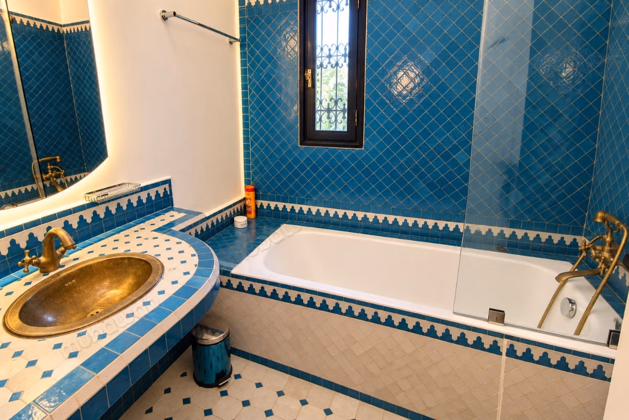 Hermosa casa con piscina climatizada en Charaf