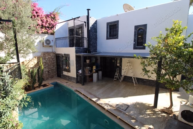 Belle maison avec piscine chauffée à Charaf