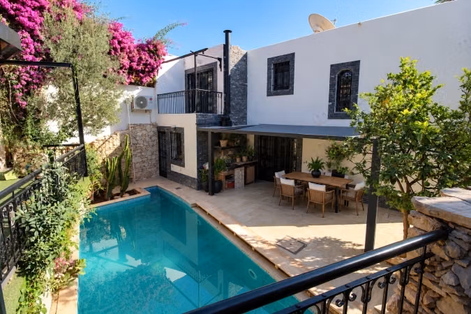 Hermosa casa con piscina climatizada en Charaf