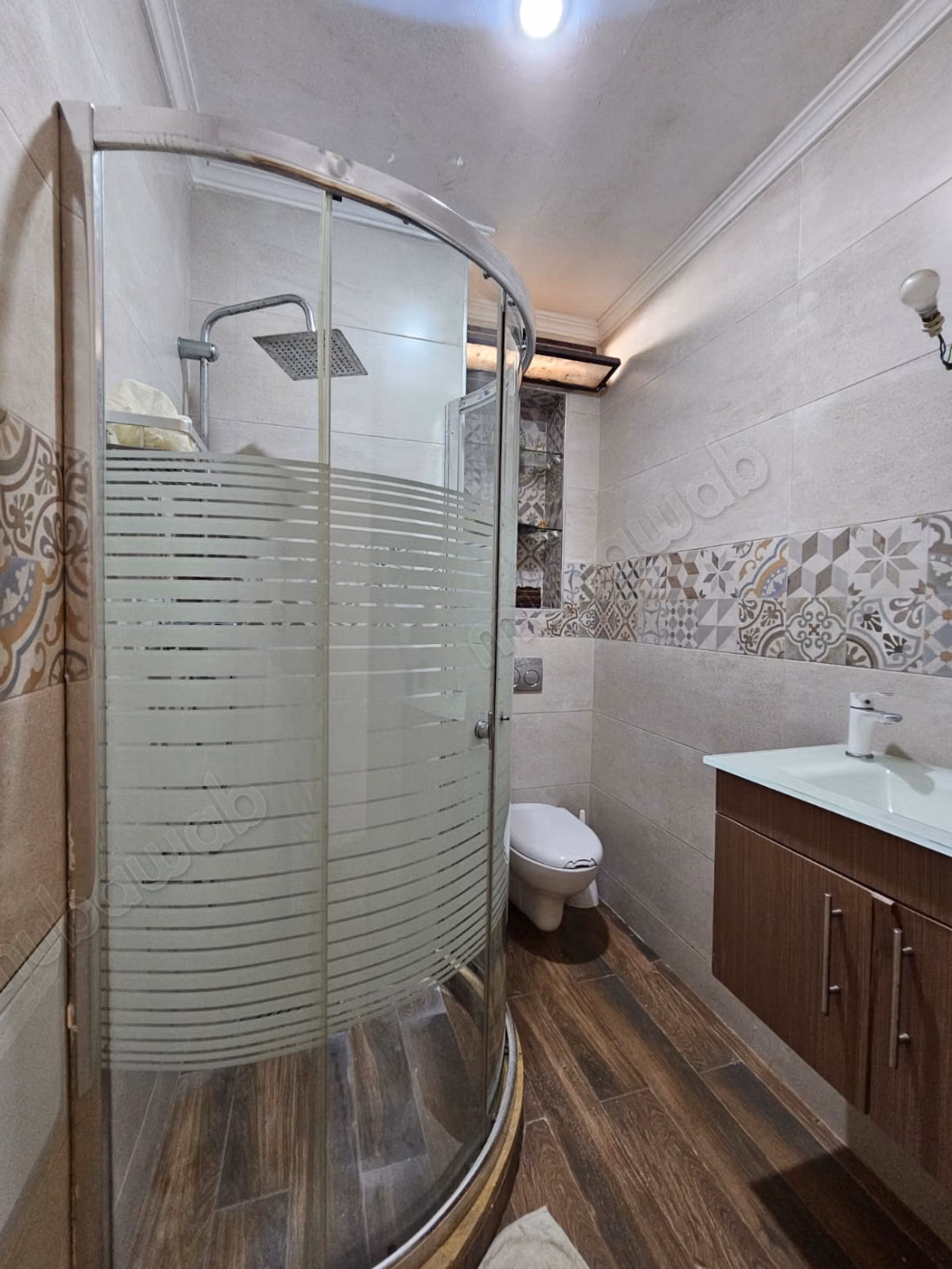 TE HUUR - Gemeubileerd Appartement, Mansouria