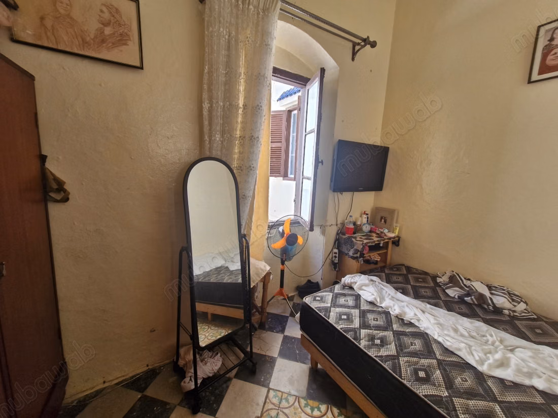 Huis te koop in Medina. Oppervlakte van 320 m²