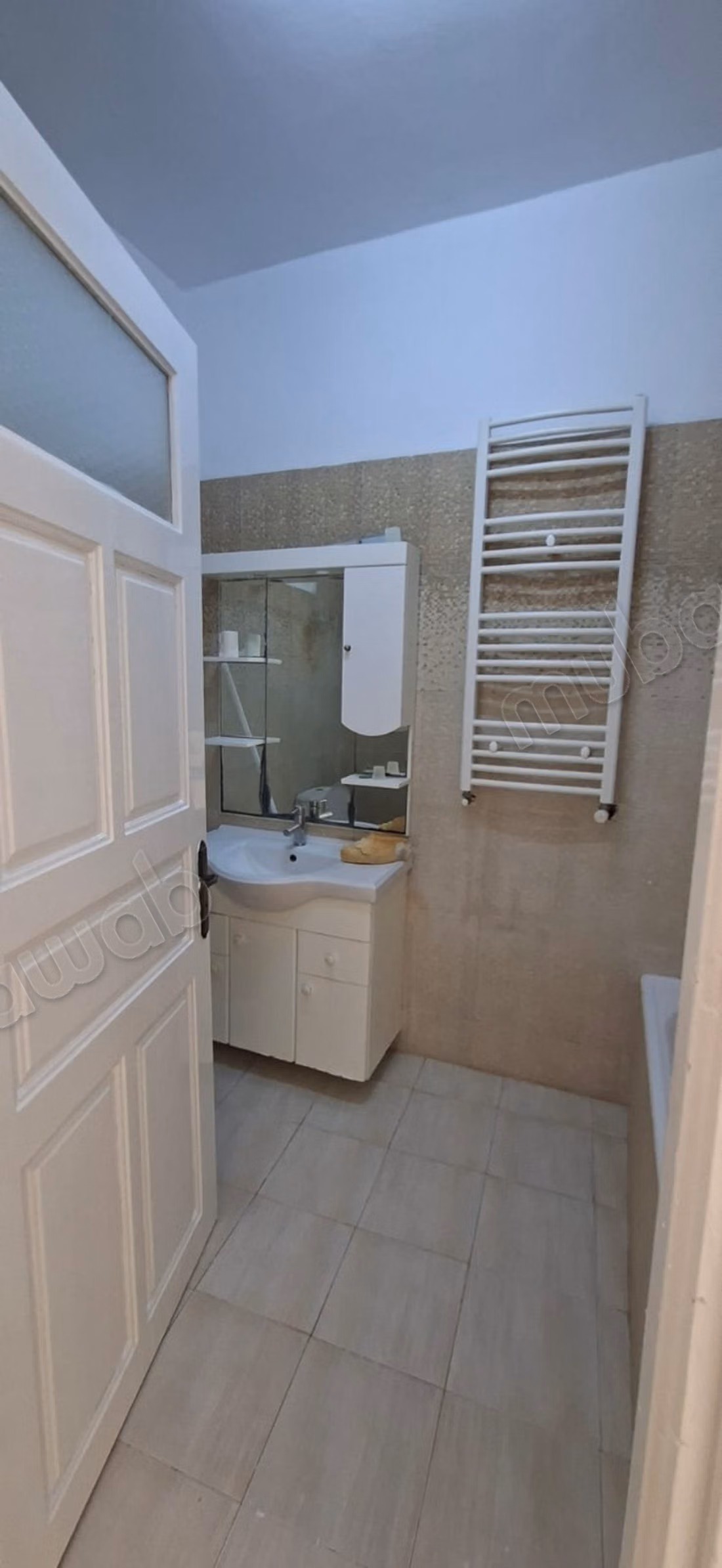 MAISON RENOUVELLE à vendre avec studio integreé