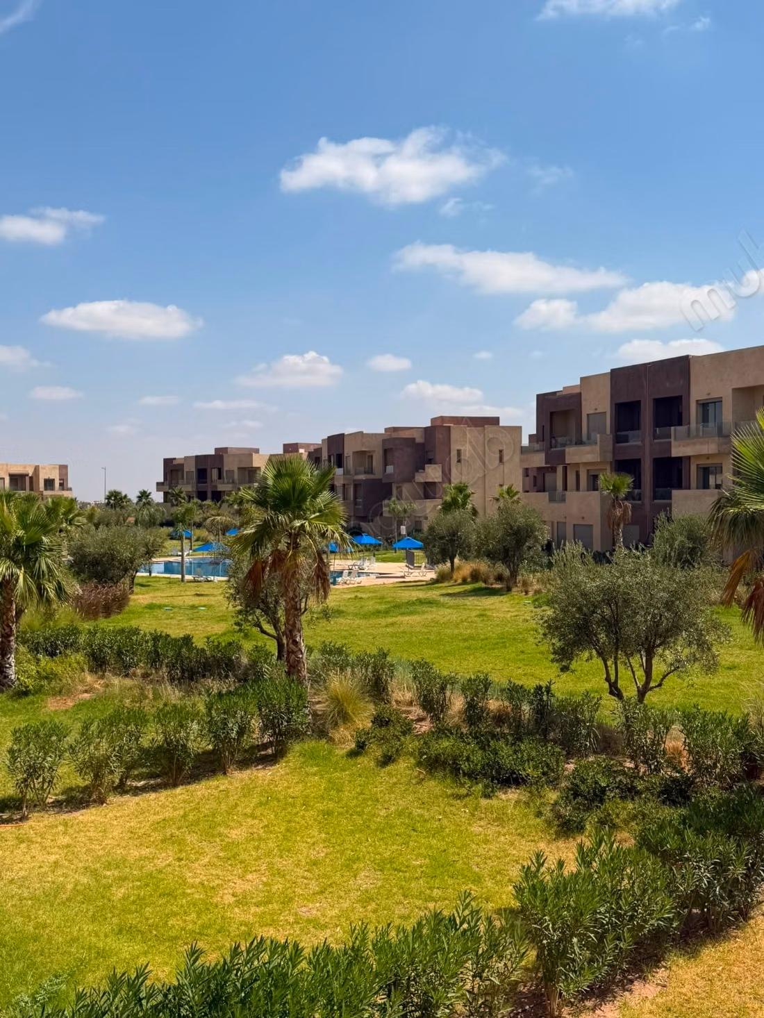 Elegante Apartamento Nuevo en Prestigia - 2 Terrazas y Vista a la Piscina