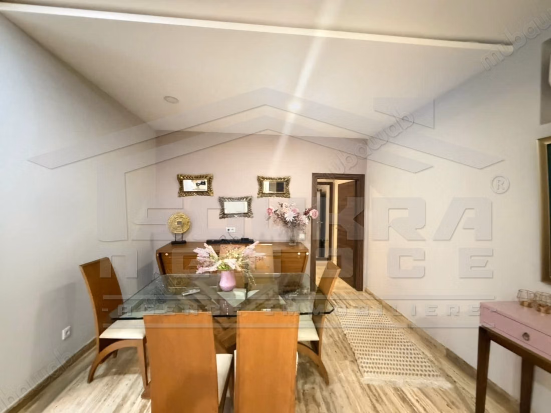 A vendre un magnifique appartement S3 à Chotrana 3