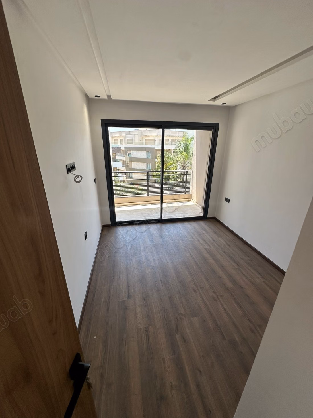Appartement à louer à Ferme Bretonne Hay Arraha. 3 pièces. Ascenseur et places de parking