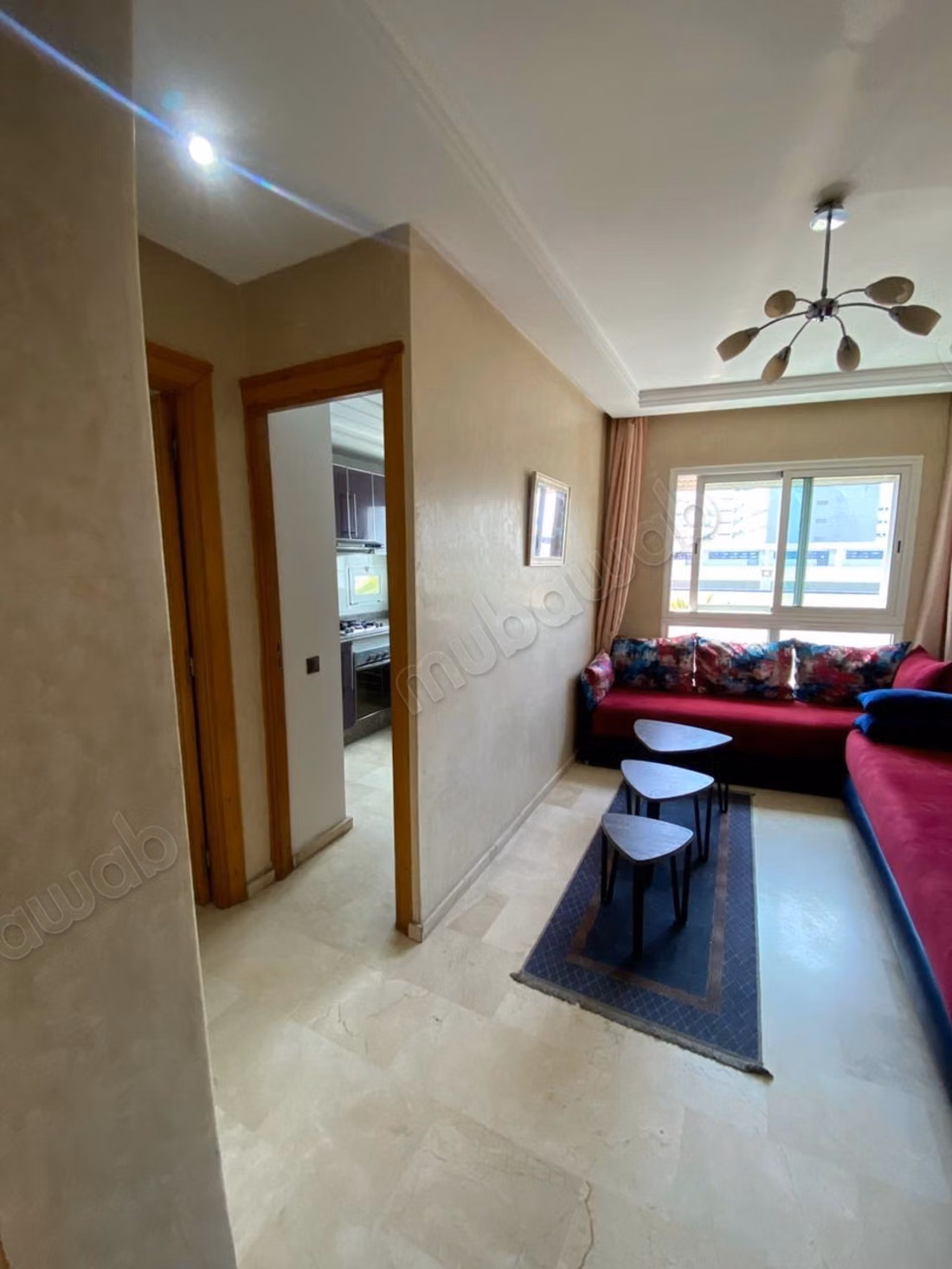 Louez cet appartement à Belvédère. 1 Pièce. Bien meublé
