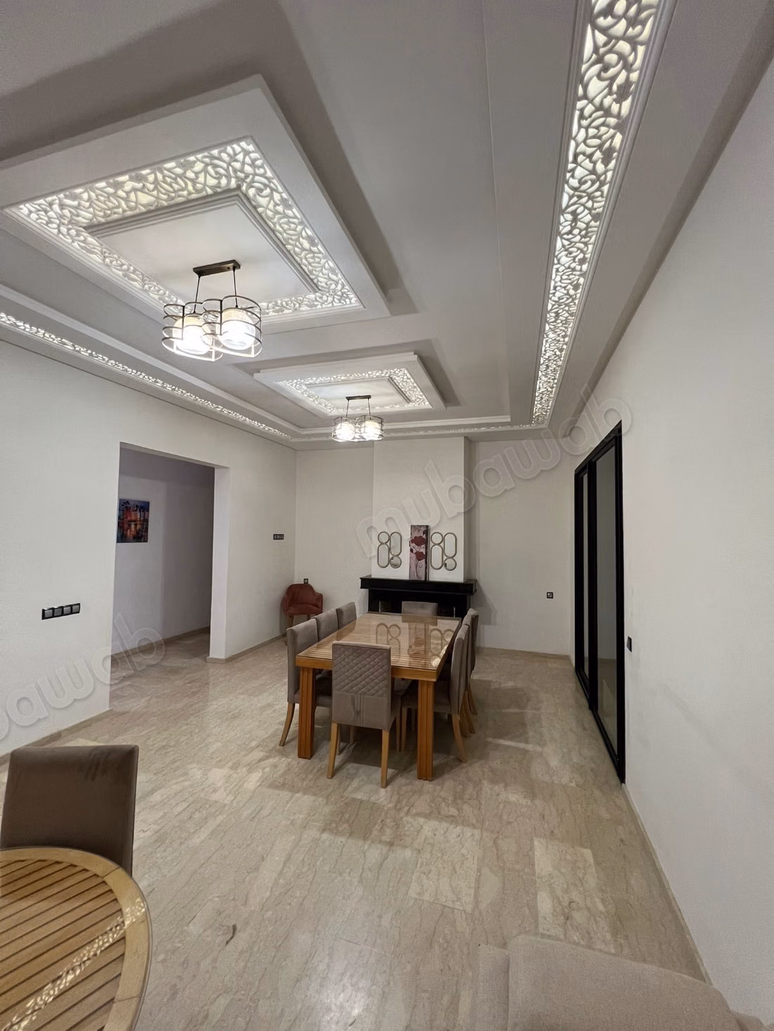 Luxe villa te huur aan de Ouarzazateweg. 8 comfortabele kamers. Goed ingericht