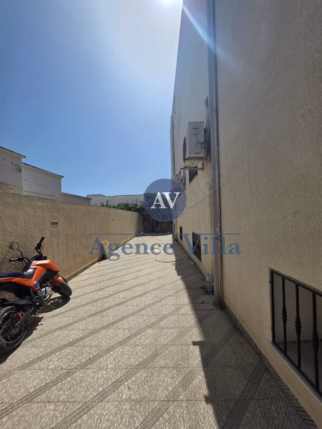 For rent a ground floor S3 in El Aouina