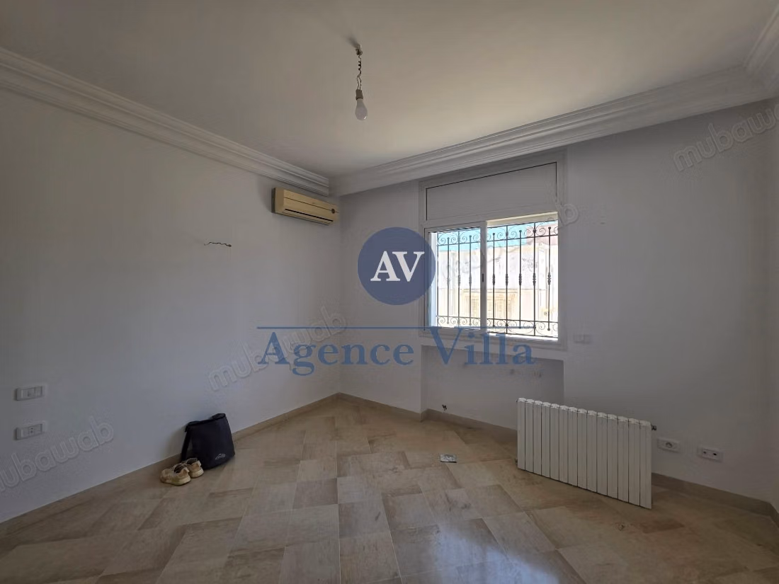 For rent a ground floor S3 in El Aouina