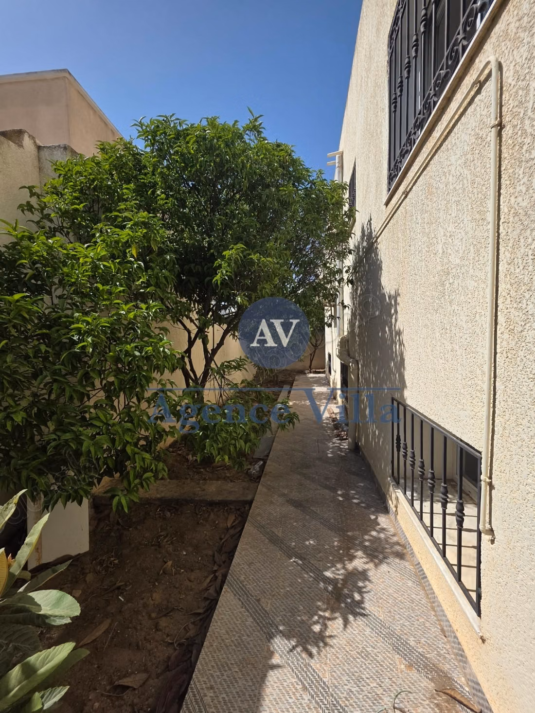 For rent a ground floor S3 in El Aouina