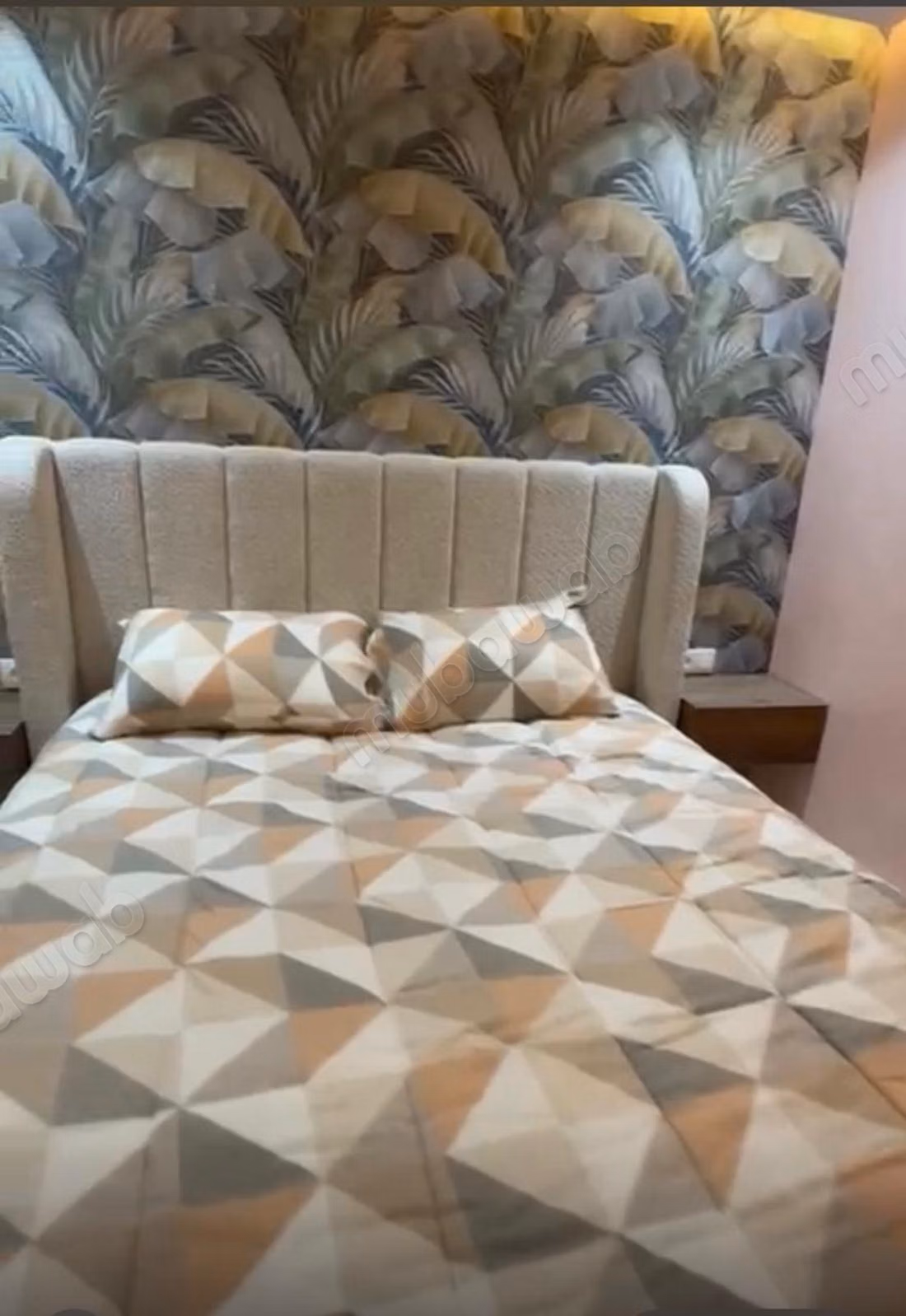 Bel appartement en location en Centre. 
2 chambres. 
Meublé