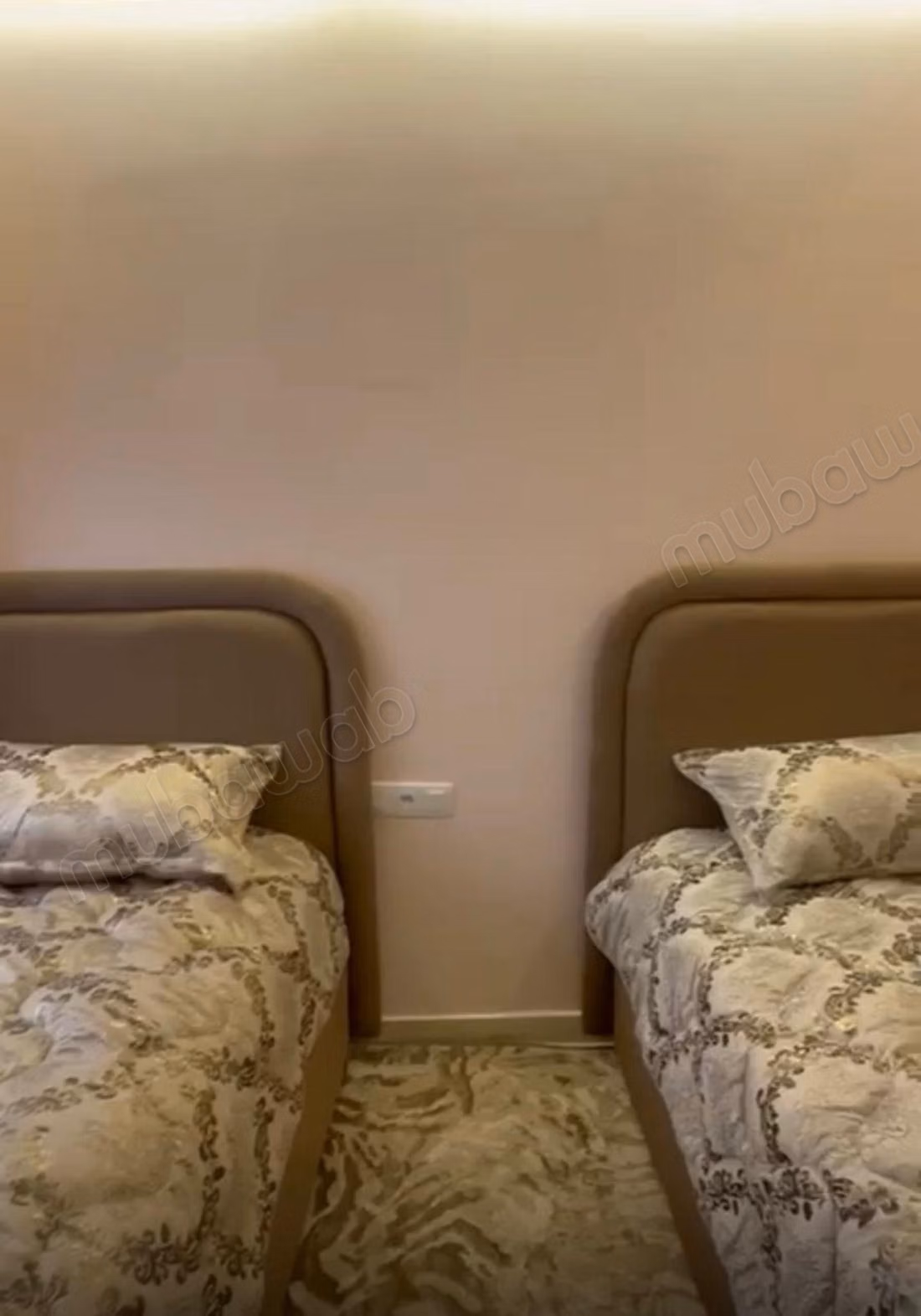 Bel appartement en location en Centre. 
2 chambres. 
Meublé