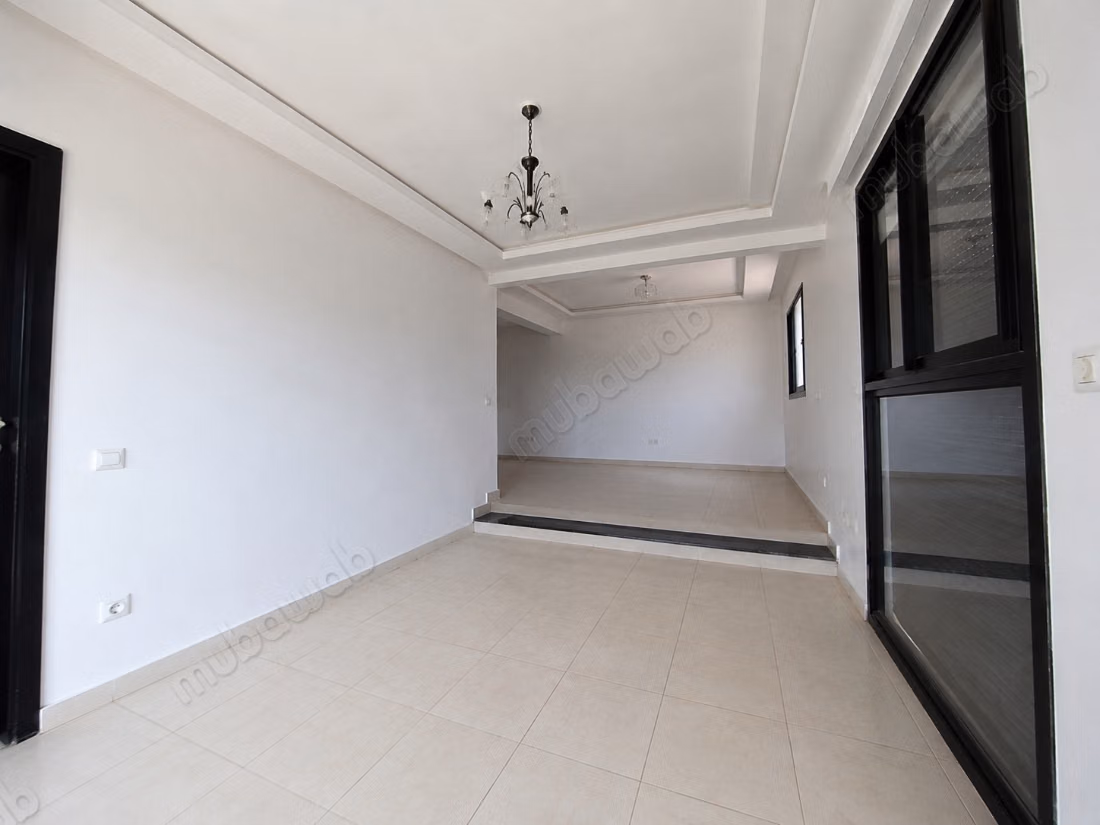 Appartamento con 2 camere in affitto 116 m²