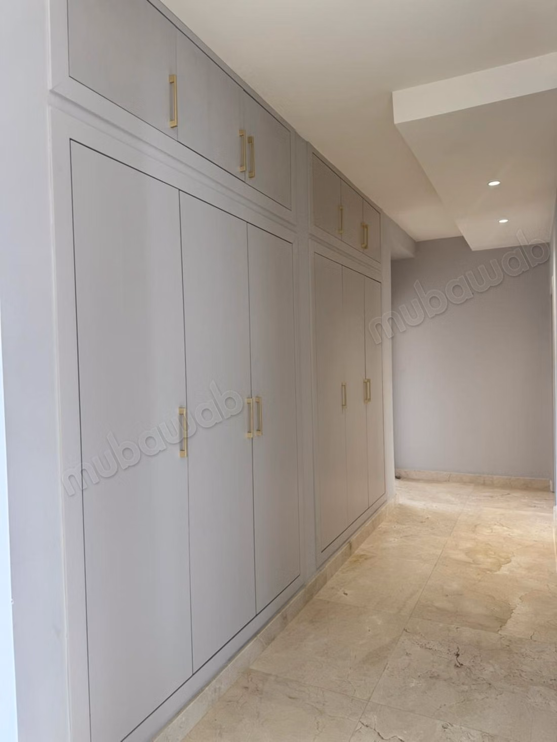 Empty apartment of 210 m² for rent in Moujahidin