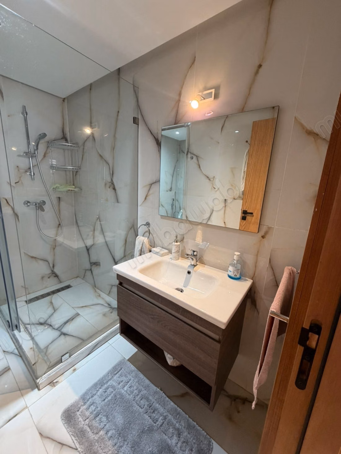 Appartement 3 chambres 2 SDB meublé neuf