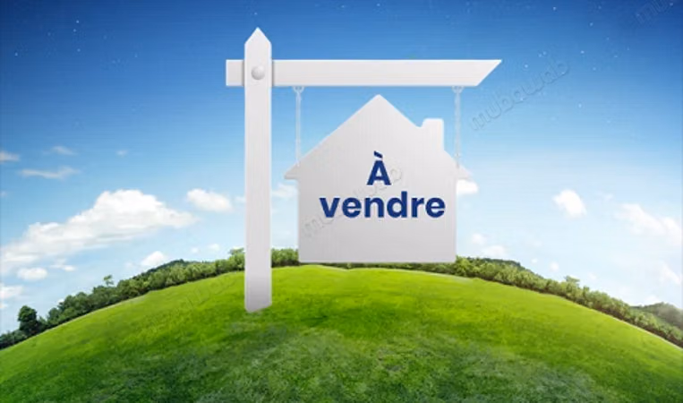 Terrain à acheter à Maârif. 
Surface totale 504 m²