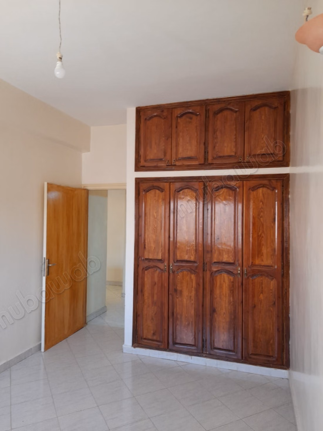 Appartamento in affitto a Marjane. 4 camere confortevoli. Antenna parabolica e porta blindata