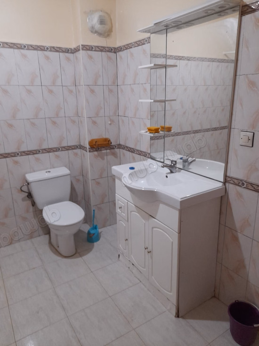 Appartamento in affitto a Marjane. 4 camere confortevoli. Antenna parabolica e porta blindata