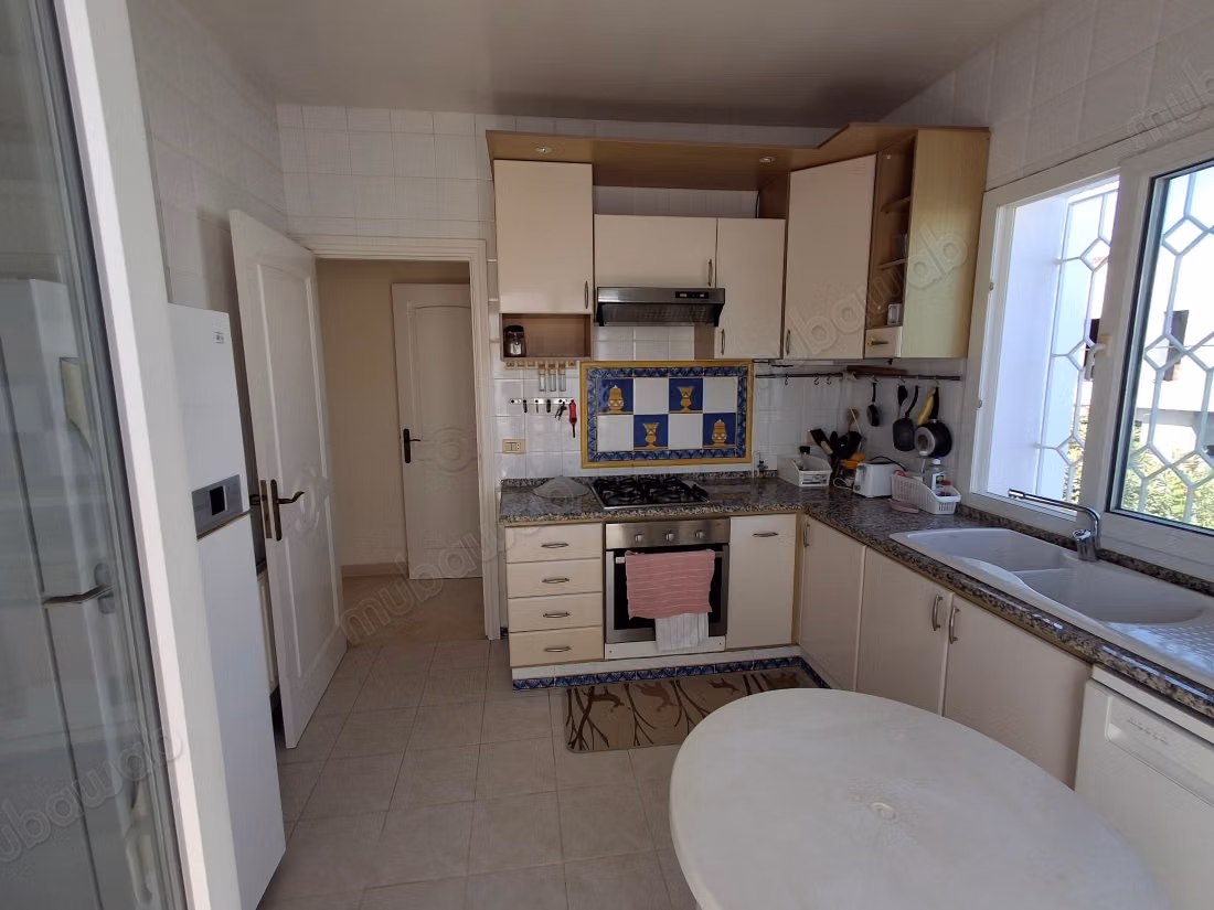 Etage de Villa S3 Indepandant, Marsa Ennasim