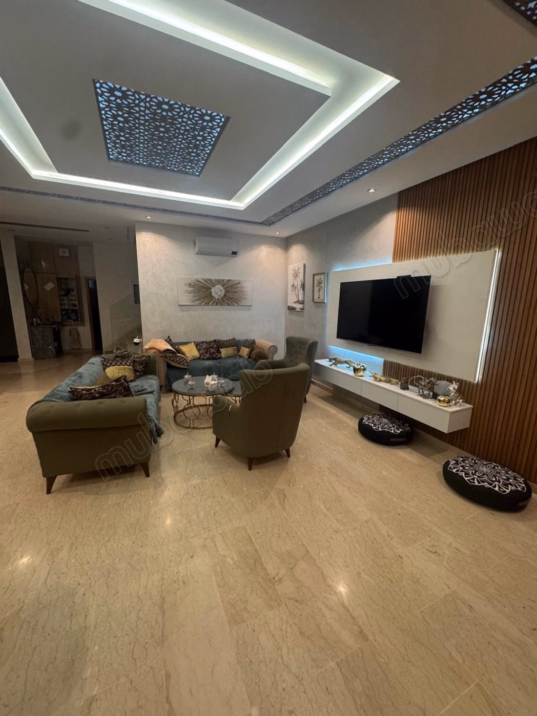 Alquiler de temporada de villa de lujo en Agadir Melloul. Superficie total de 120 m². Plazas de aparcamiento y hermoso jardín