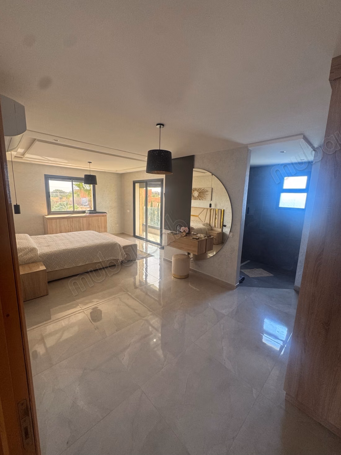 Alquiler de temporada de villa de lujo en Agadir Melloul. Superficie total de 120 m². Plazas de aparcamiento y hermoso jardín