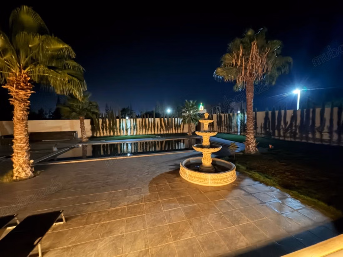 Alquiler de temporada de villa de lujo en Agadir Melloul. Superficie total de 120 m². Plazas de aparcamiento y hermoso jardín