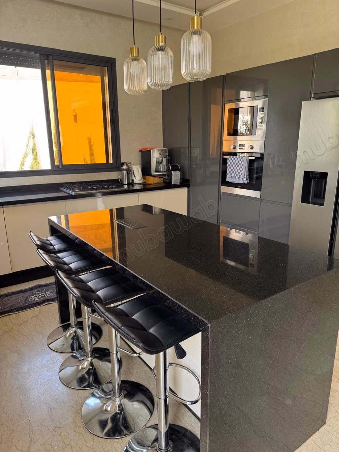 Alquiler de temporada de villa de lujo en Agadir Melloul. Superficie total de 120 m². Plazas de aparcamiento y hermoso jardín
